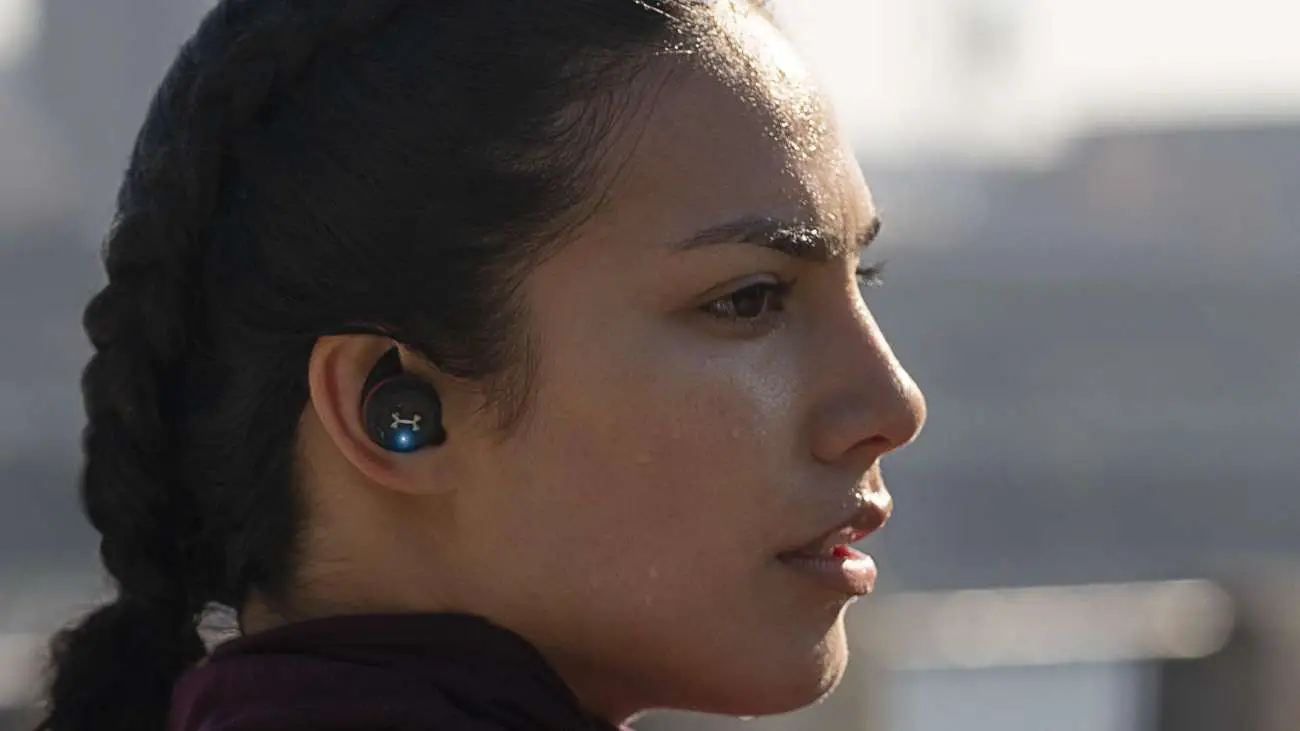 How to Turn On JBL Wireless Earbuds Headphonesaver