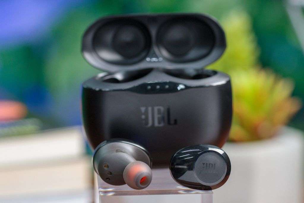 How to Reset JBL Earbuds