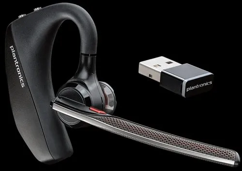 how to charge plantronics voyager headset