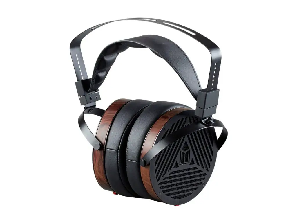 Monolith M1060